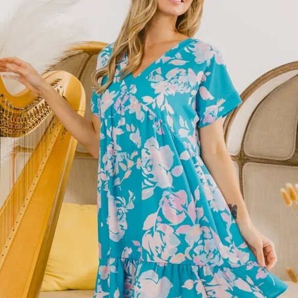 BiBi Floral Crinkle Shirred Ruffle Detail V‎ Neck Dress - Picture 3 of 16